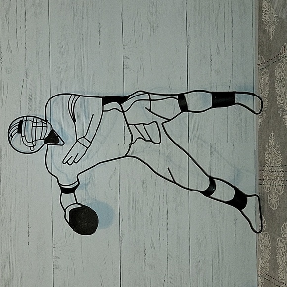 Quarterback / Football Player Metal Wall Decor - Picture 1 of 8